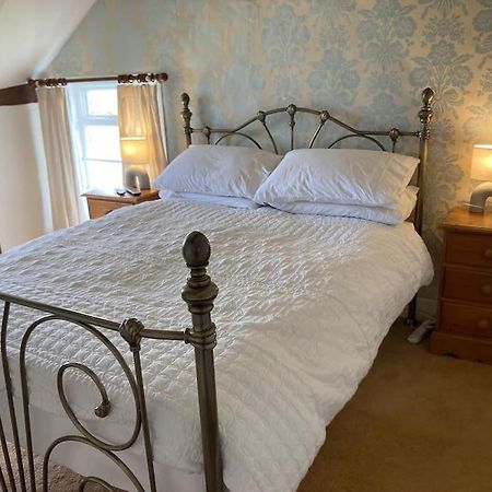 Bryntirion Farmhouse Rooms Llanfair Caereinion Luaran gambar
