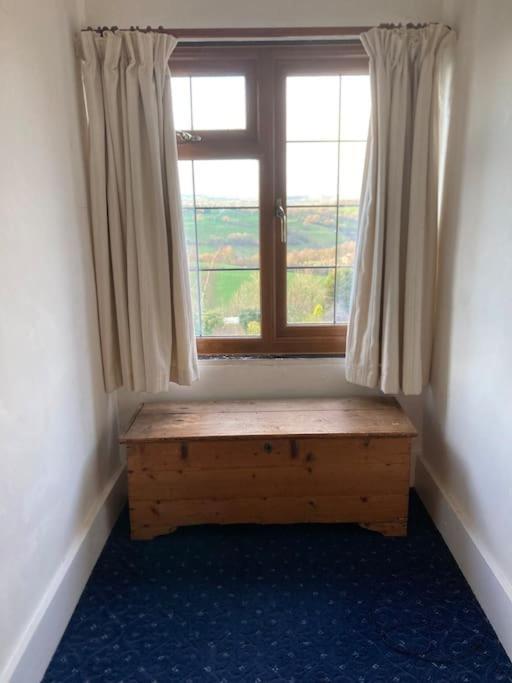 Bryntirion Farmhouse Rooms Llanfair Caereinion Luaran gambar